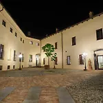 Hotel Castello Di 3*