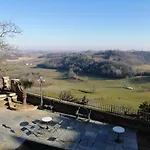 Castello Di Hotel 3*