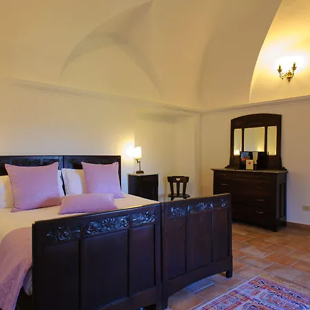 호텔 Castello Di 3*