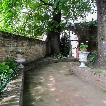 Hotel Castello Di 3*