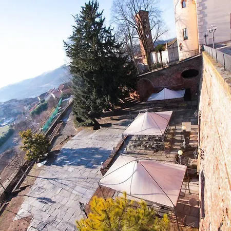 Castello Di Hotel Cortanze