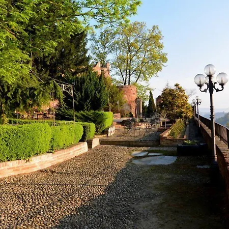 Castello Di Hotel 3*