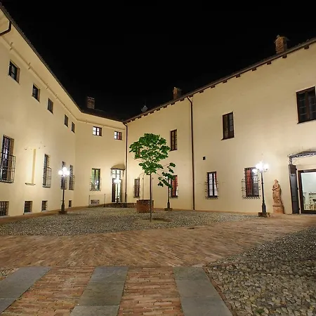 Hotel Castello Di 3*