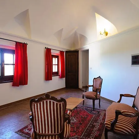 호텔 Castello Di 코르탄제