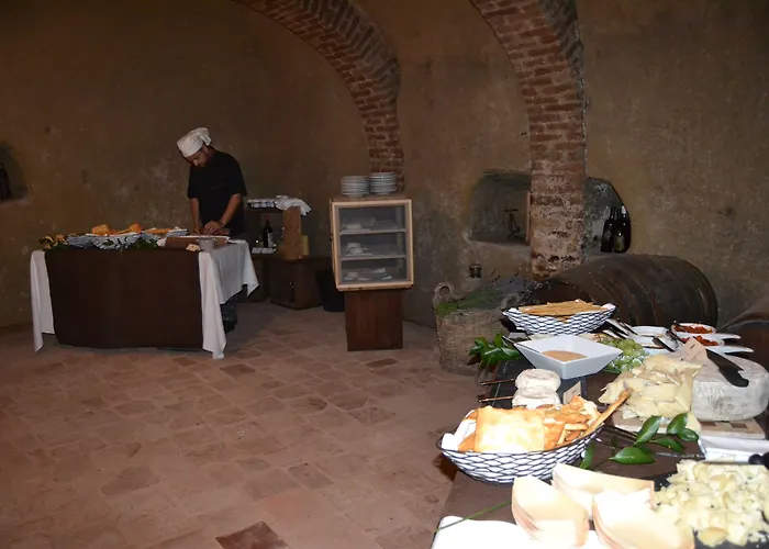 Castello Di Hotel