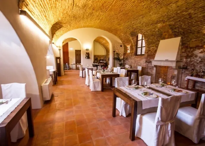 Castello Di Hotel Cortanze