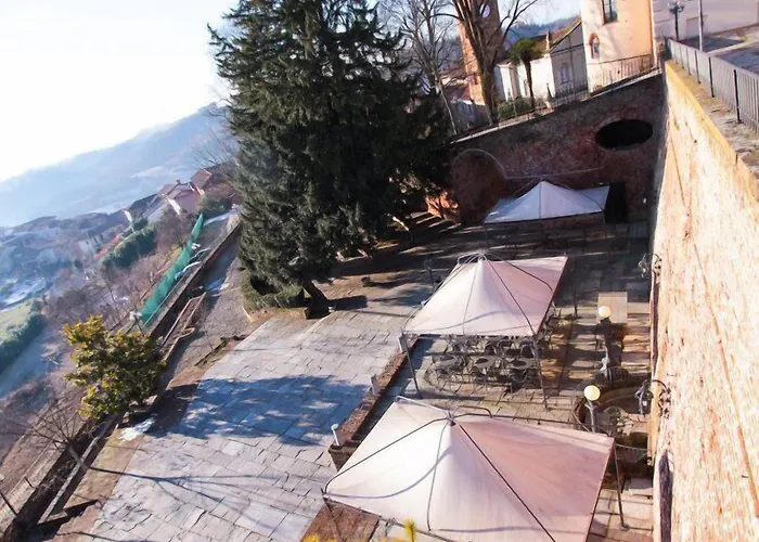 Castello Di Hotel Cortanze