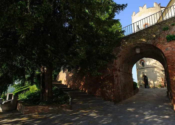 Castello Di 3*