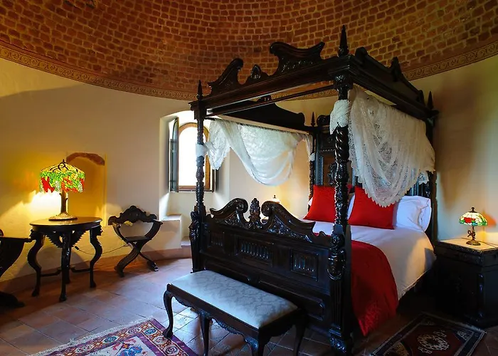 Castello Di Hotel