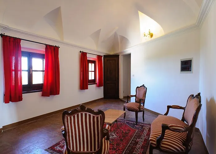 Отель Castello Di Cortanze