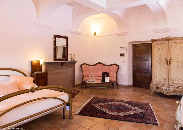 Castello Di Hotel